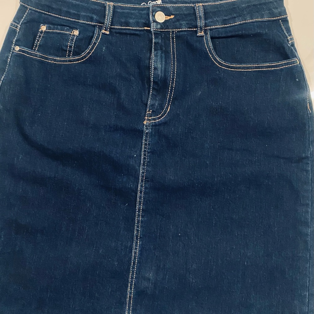 Jessica Simpson Dark Blue Jeans